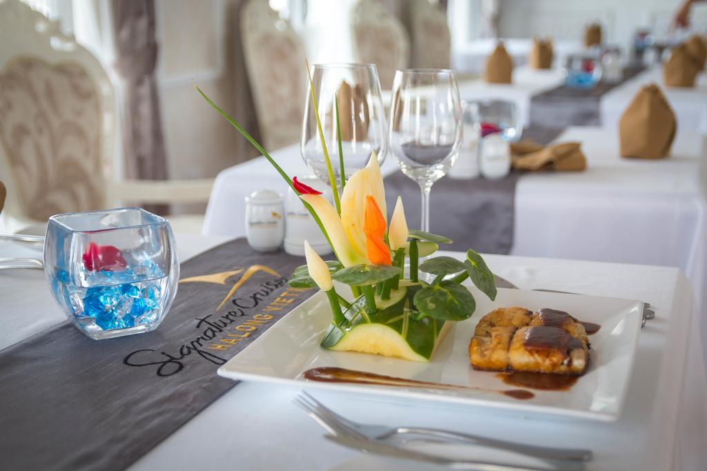 Signature Halong Cruise Hạ Long-öböl Kültér fotó