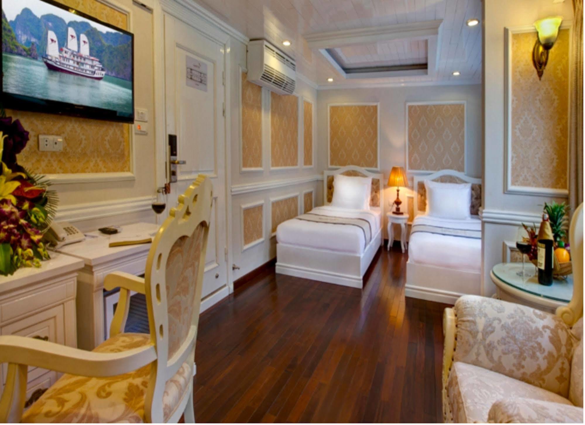 Signature Halong Cruise Hạ Long-öböl Kültér fotó