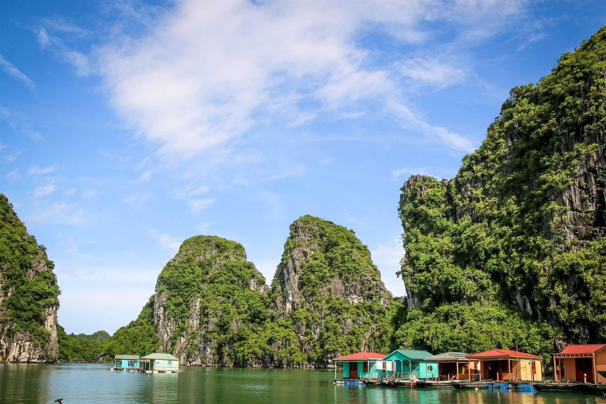 Signature Halong Cruise Hạ Long-öböl Kültér fotó