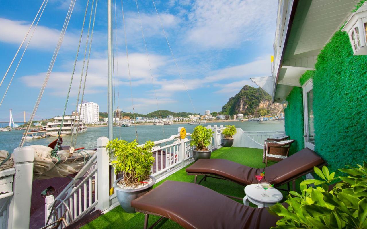 Signature Halong Cruise Hạ Long-öböl Kültér fotó