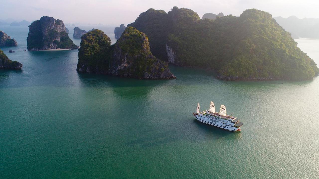 Signature Halong Cruise Hạ Long-öböl Kültér fotó